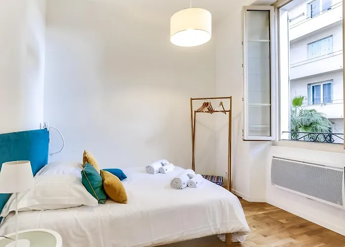 Immogroom - Renovated Studio - Modern - Wifi - Downtown Cannes