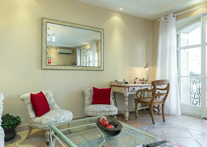 Huisdiervriedelijke Lovely 2 Bed 2 Bath Apartment In Cannes On Rue Antibea Easy Walk To The Palais 224