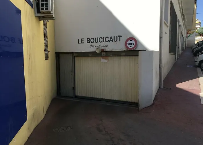 Boutique Lovely Studio Cannes
