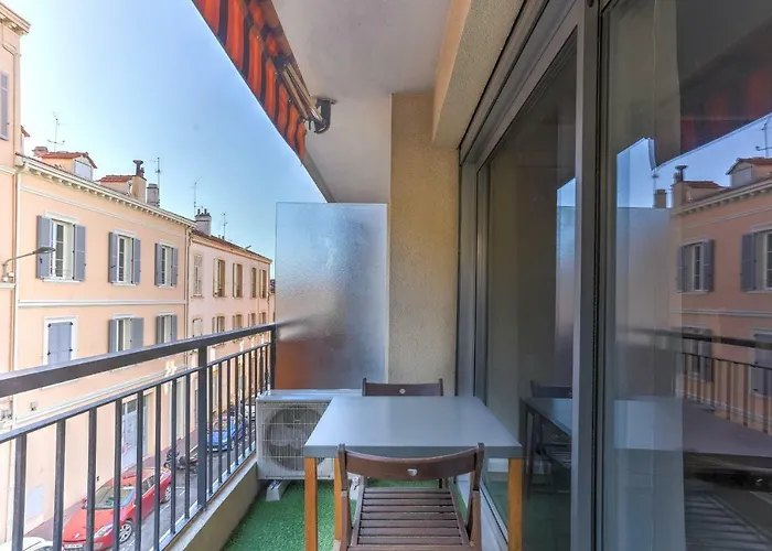 Studio Cosy Merle Cannes