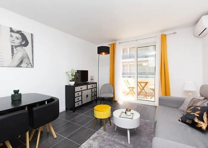 Villa Gray D'Albion Area: New Studio With Terrace! à Cannes